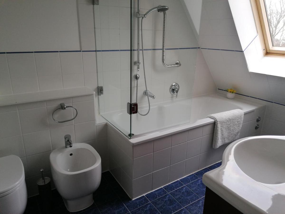 Strandhotel Lindequist Sellin Зеллин Экстерьер фото